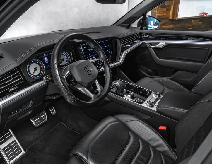 Volkswagen Touareg SUV / Terénní 3,0 l 210 kw