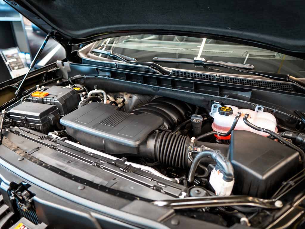 Cadillac Escalade SUV 6,2 l 313 kw