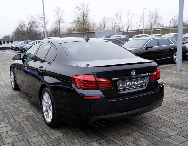 BMW Řada 5 4