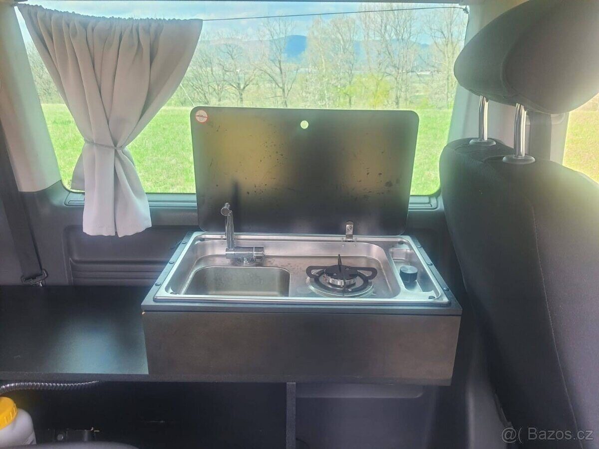 Volkswagen Caravelle VAN / Minibus 0,0 0