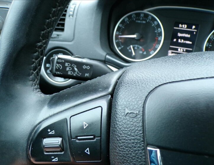 Škoda Octavia Kombi 2,0 l 103 kw