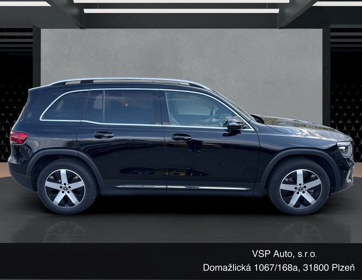 Mercedes-Benz GLB SUV / Terénní 1,3 l 100 kw