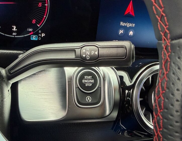 Mercedes-Benz GLB SUV / Terénní 2,0 l 110 kw