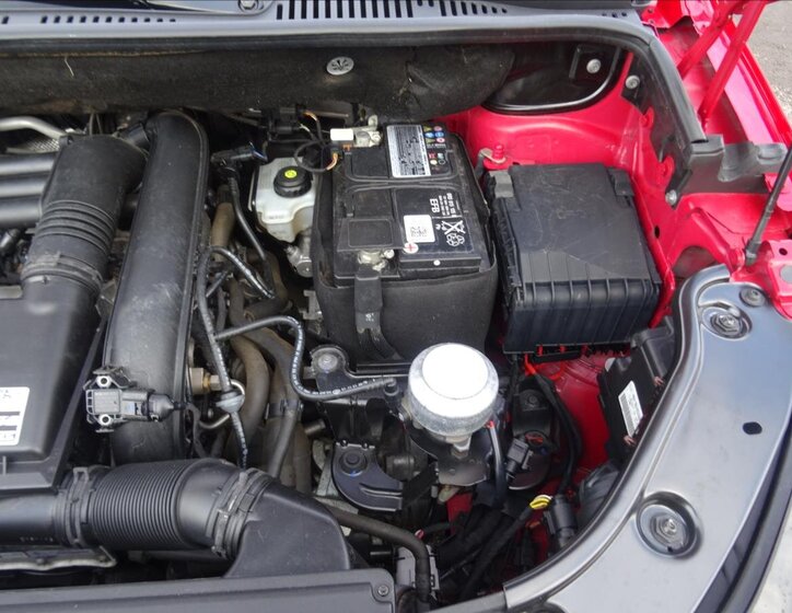 Volkswagen Caddy MPV 1,4 l 81 kw