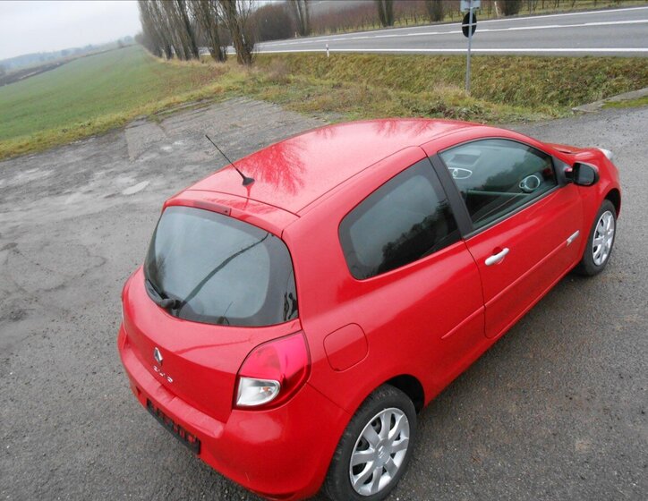 Renault Clio Hatchback 1,1 l 55 kw