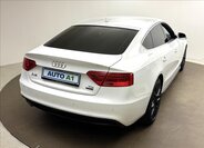 Audi A5 4