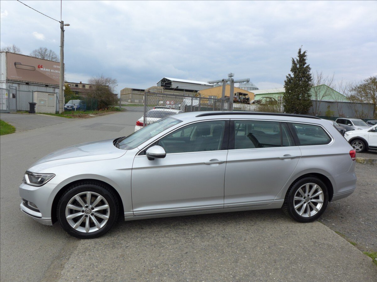 Volkswagen Passat Kombi 2,0 l 110 kw