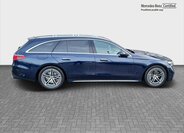 Mercedes-Benz Třídy E Kombi 2,0 l 145 kw