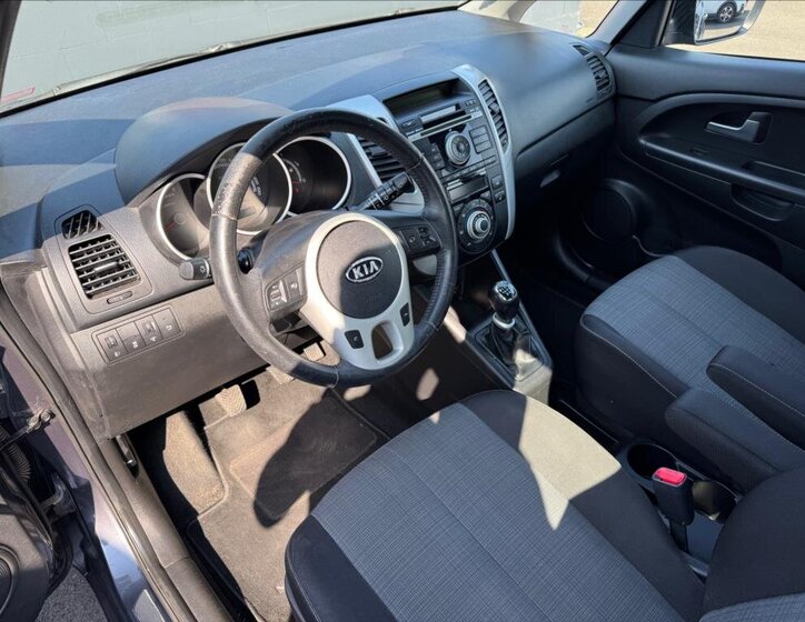 KIA Venga MPV 1,6 l 91 kw