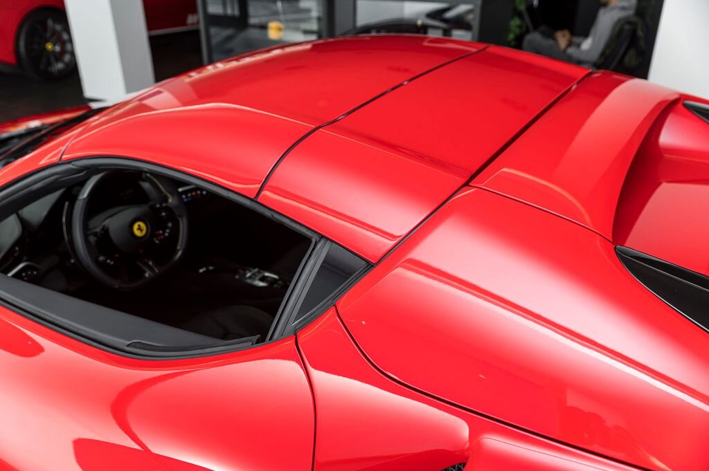 Ferrari Ostatní Kupé 3,0 l 610 kw