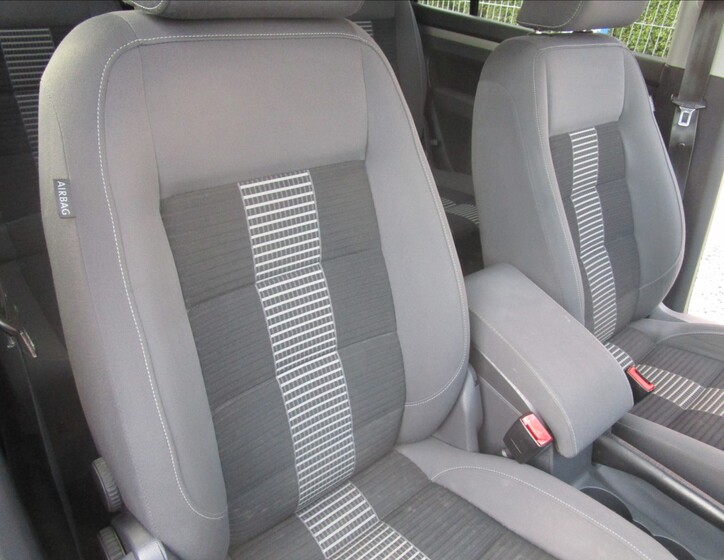 Volkswagen Touran 17