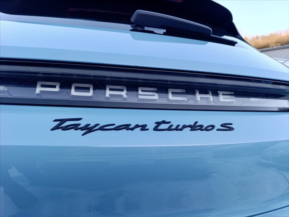 Porsche Taycan Kombi 0,0 560 kw