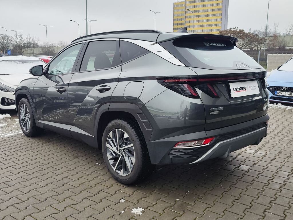 Hyundai Tucson SUV 1,6 l 110 kw