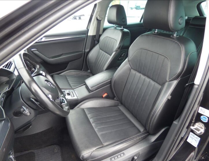 Škoda Superb Kombi 2,0 l 110 kw