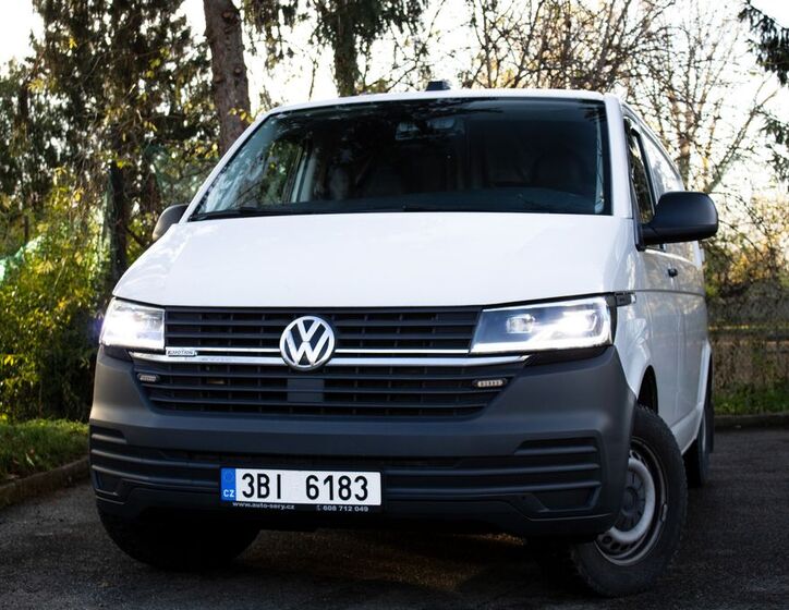Volkswagen Transporter 1