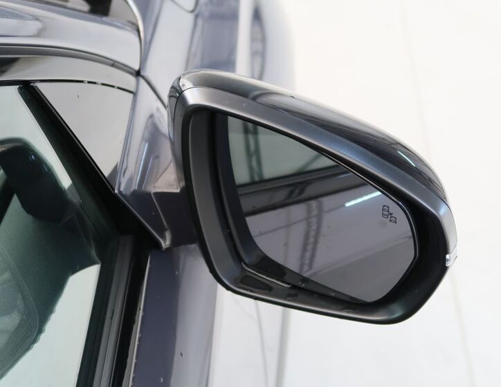 DS Automobiles DS7 Crossback 13