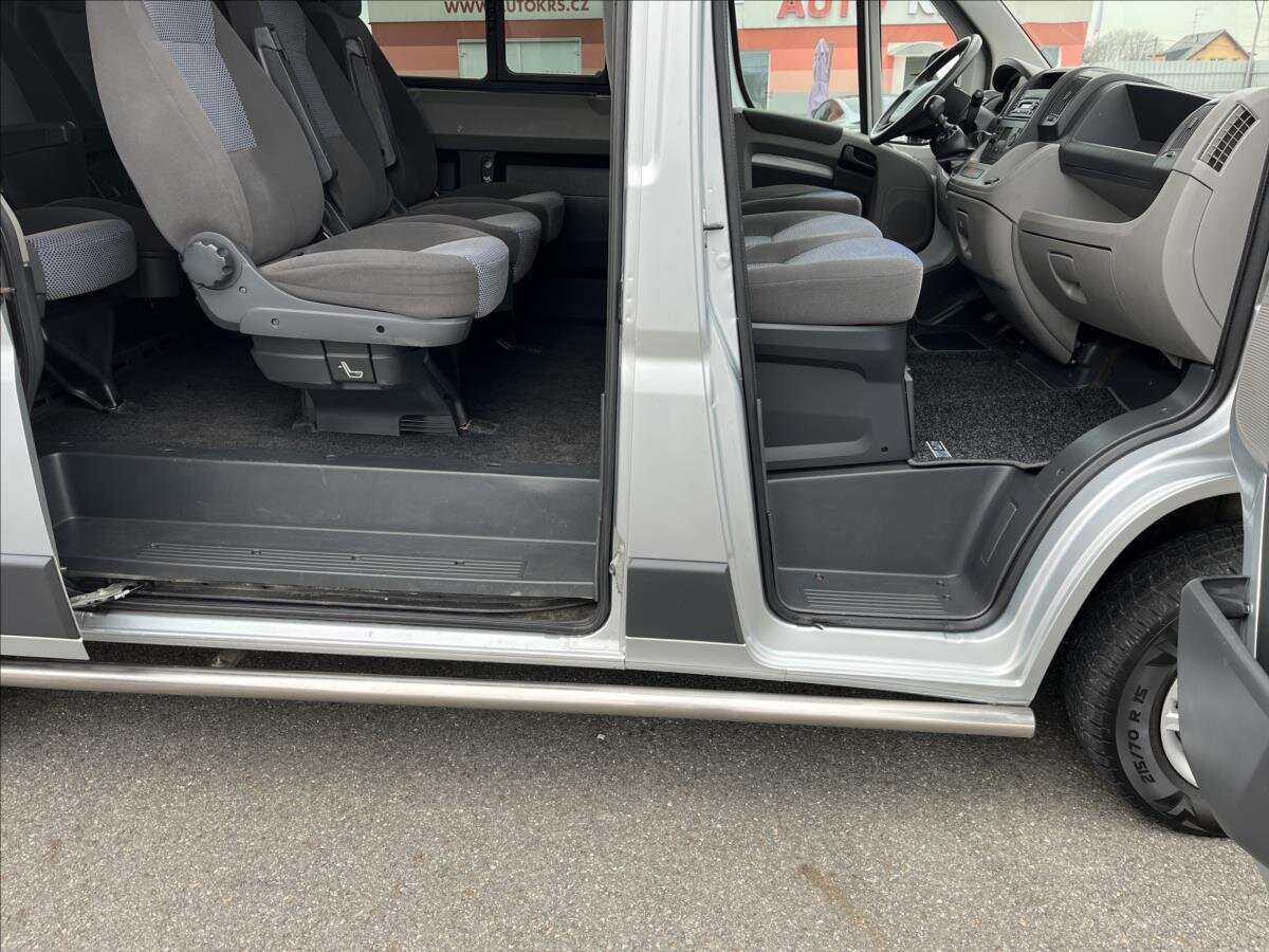 Peugeot Boxer Kombi 2,2 l 88 kw