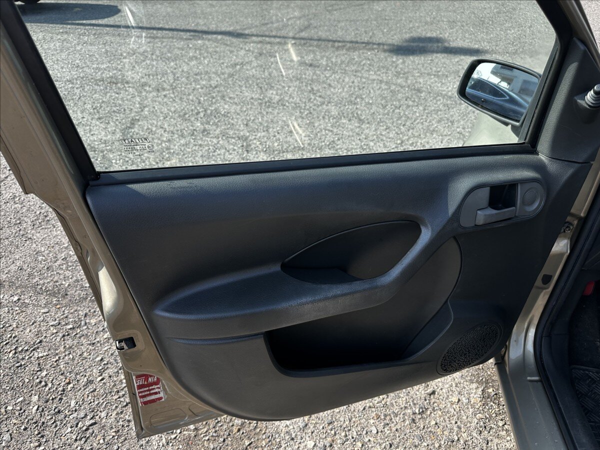 Fiat Panda Hatchback 1,1 l 40 kw