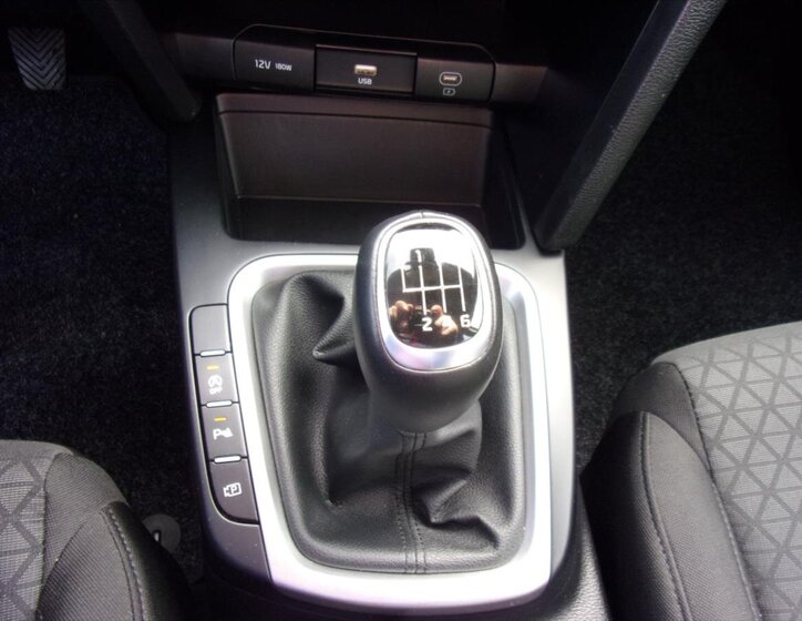 KIA Ceed Kombi 1,5 l 117 kw