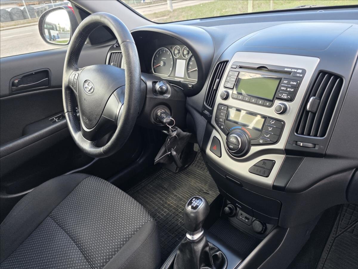 Hyundai i30 Hatchback 1,4 l 77 kw