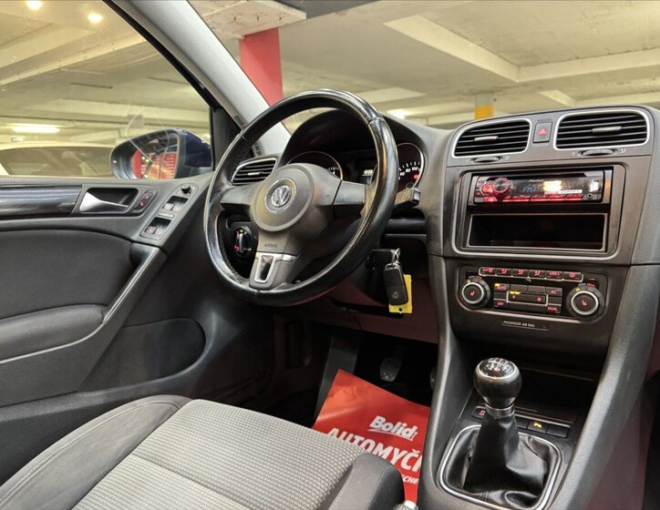 Volkswagen Golf Hatchback 1,4 l 59 kw