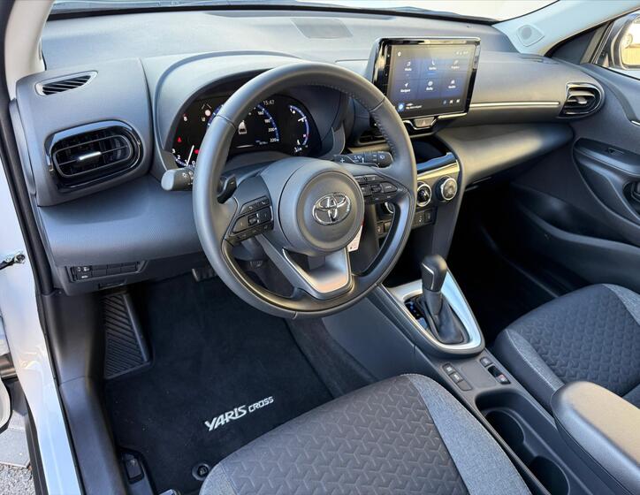 Toyota Yaris Cross 7