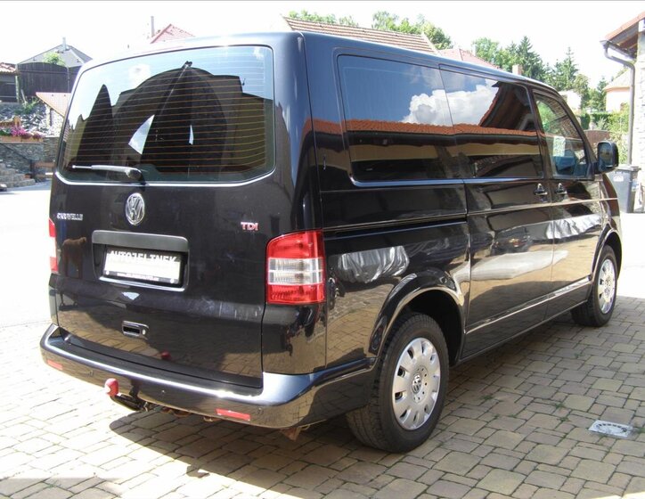 Volkswagen Caravelle Ostatní 2,5 l 128 kw