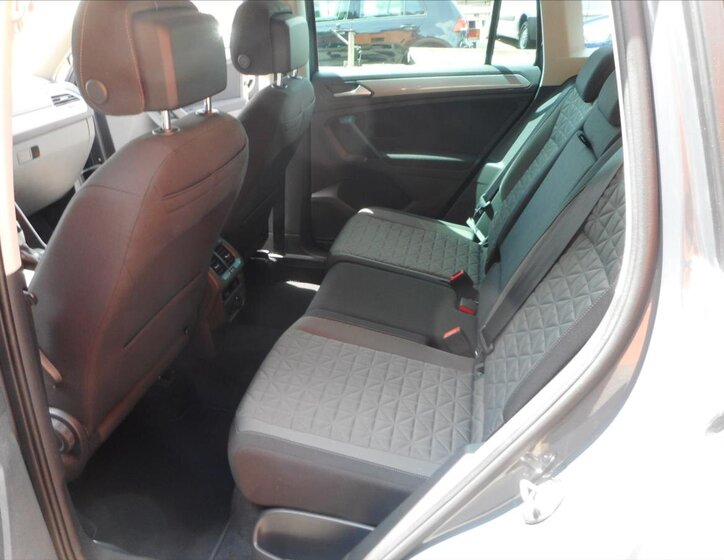 Volkswagen Tiguan SUV 1,5 l 110 kw