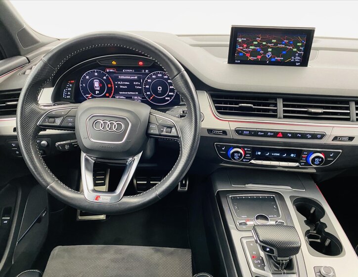 Audi Q7 Kombi 3,0 l 200 kw