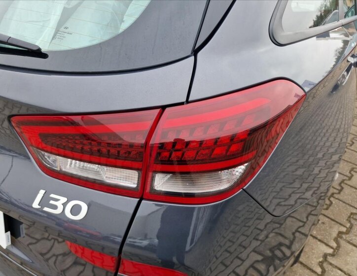 Hyundai i30 Kombi 998,0 73 kw