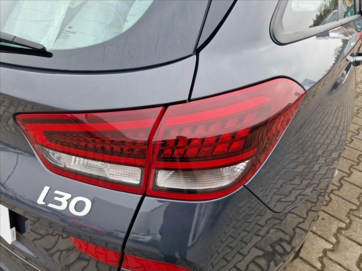 Hyundai i30 Kombi 998,0 73 kw