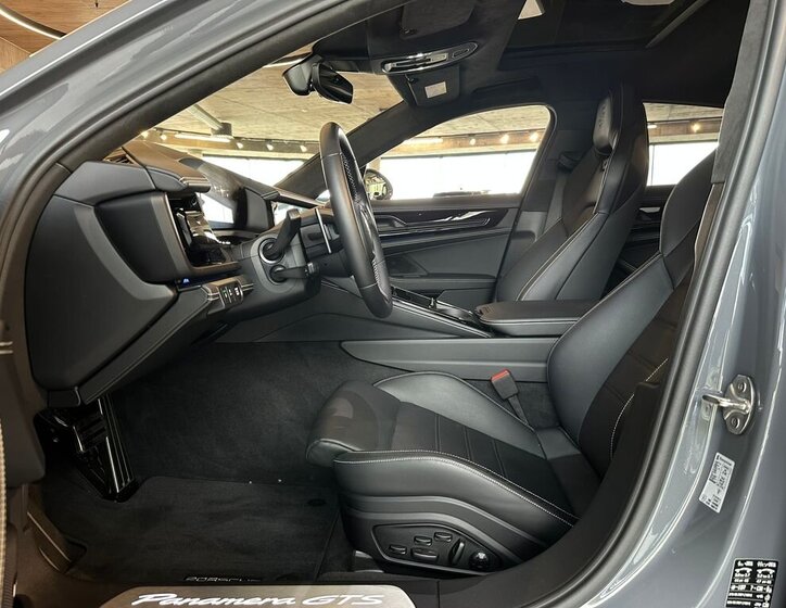 Porsche Panamera Sedan / Limuzína 4,0 l 368 kw