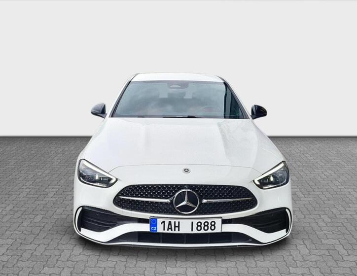 Mercedes-Benz Třídy C 8