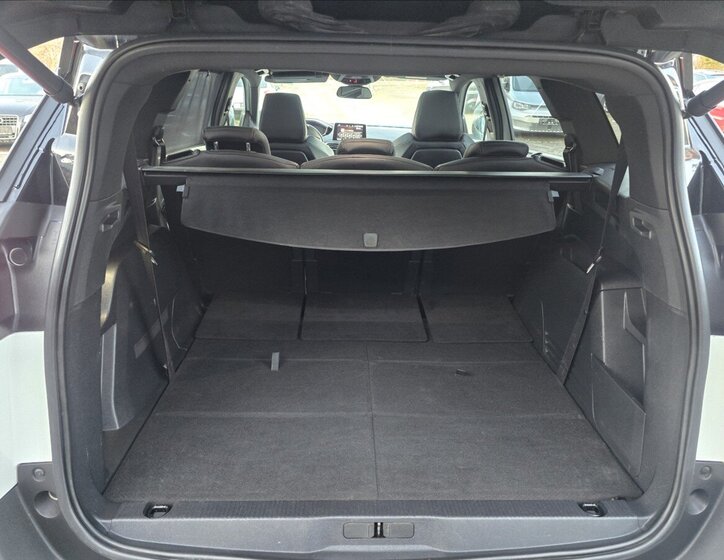 Peugeot 5008 SUV / Terénní 1,6 l 88 kw