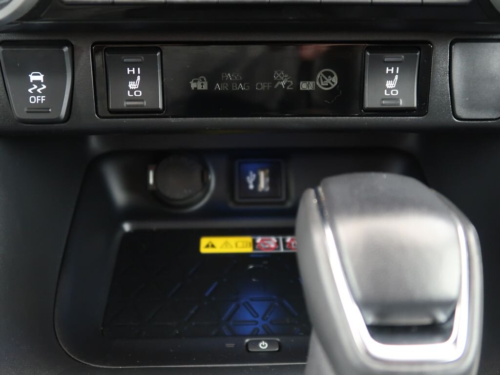 Toyota RAV4 SUV / Terénní 2,5 l 131 kw