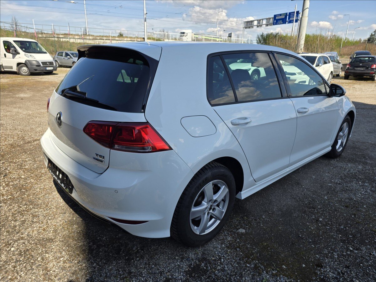 Volkswagen Golf Hatchback 1,2 l 63 kw
