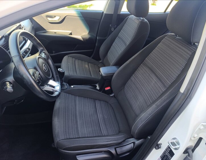 KIA Stonic Hatchback 1,4 l 73 kw