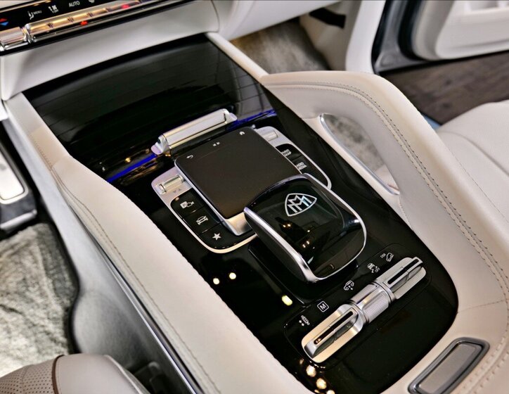 Mercedes-Benz GLS SUV 4,0 l 410 kw