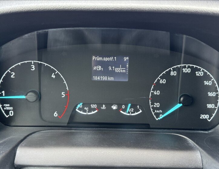 Ford Transit Custom Kombi 2,0 l 96 kw