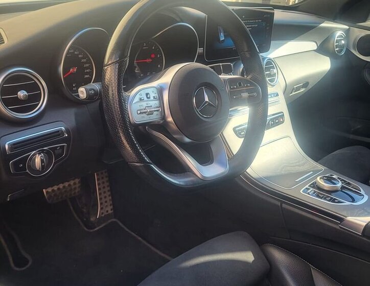 Mercedes-Benz Třídy C Kombi 2,0 l 143 kw