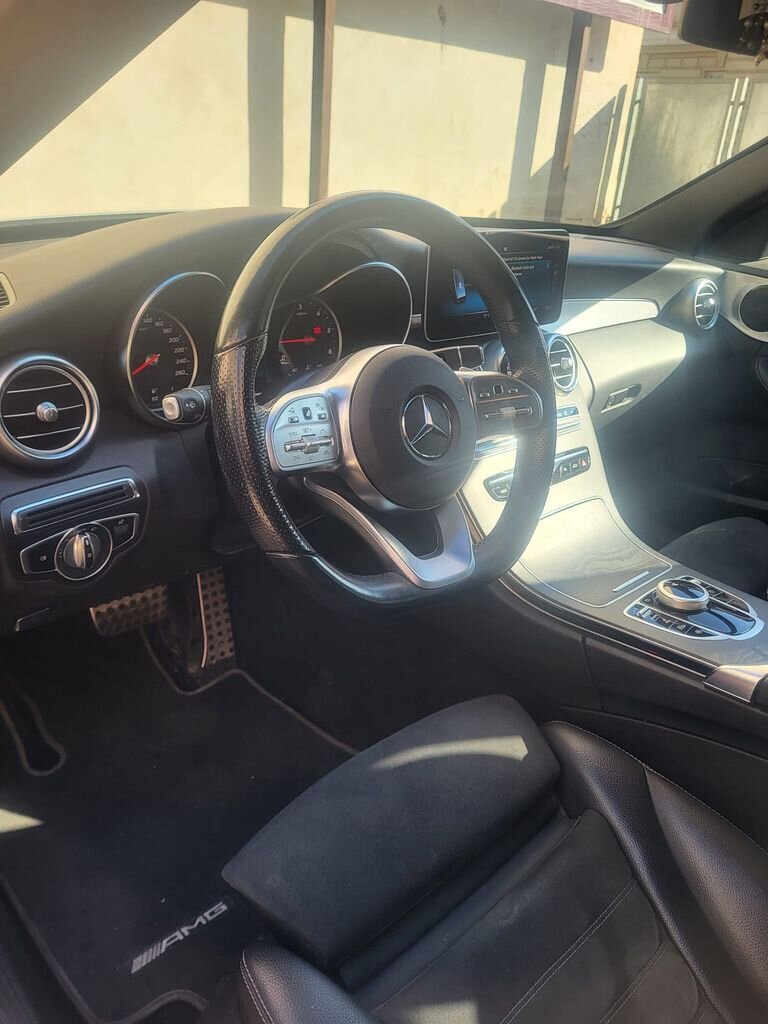 Mercedes-Benz Třídy C Kombi 2,0 l 143 kw