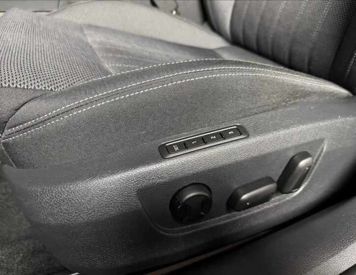 Škoda Superb Kombi 1,4 l 160 kw