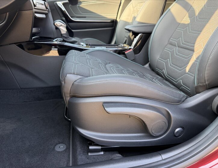 KIA XCeed CUV / Crossover 1,6 l 110 kw