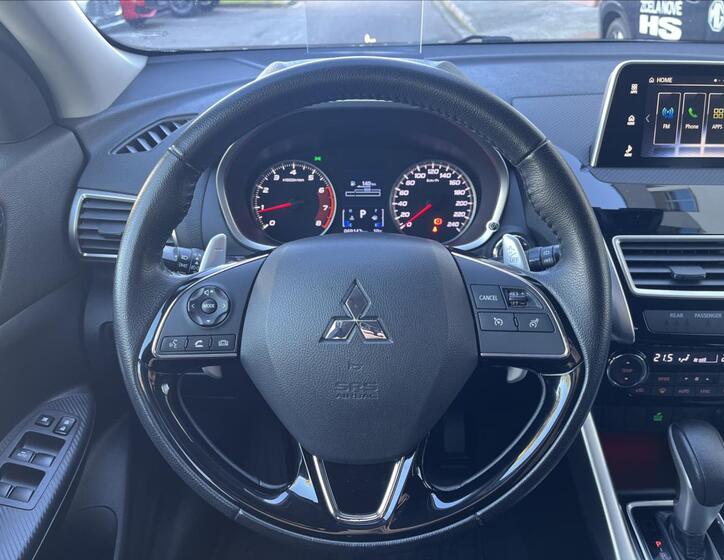 Mitsubishi Eclipse Cross 12