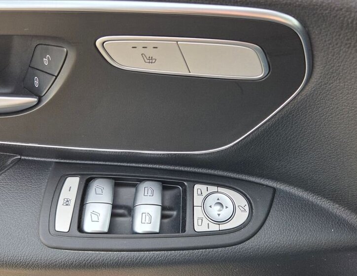 Mercedes-Benz Vito VAN / Minibus 2,0 l 174 kw