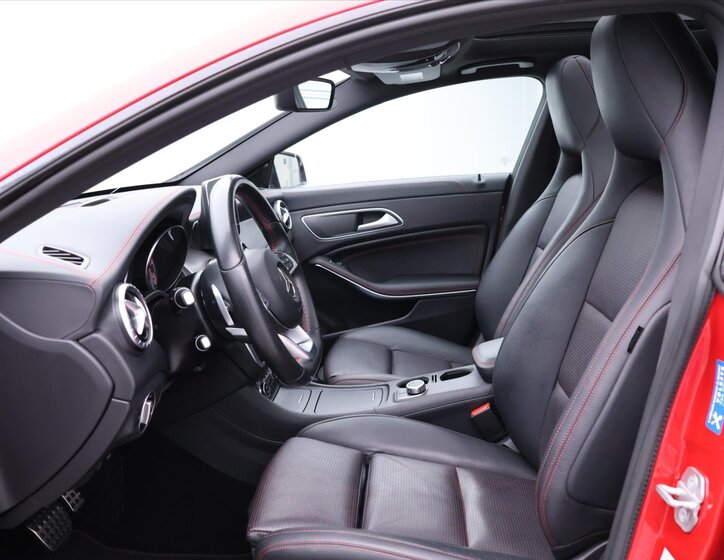 Mercedes-Benz CLA Kombi 2,1 l 100 kw