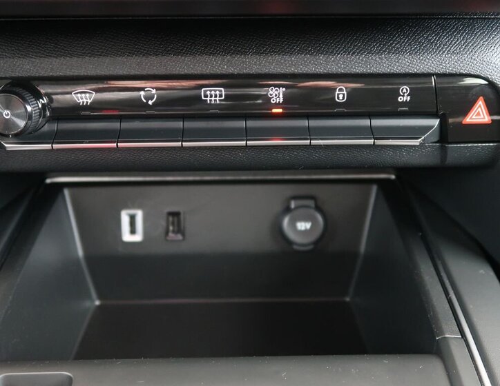 Citroën C5 Aircross SUV / Terénní 1,2 l 96 kw