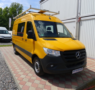 Mercedes-Benz Sprinter 2