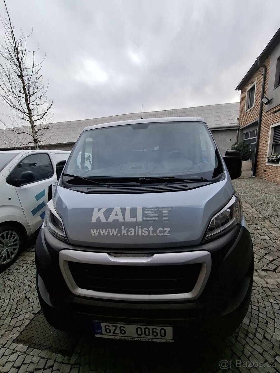 Peugeot Boxer VAN-Minibus 2,2 l 121 kw