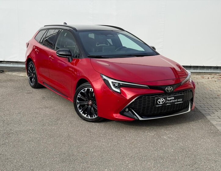 Toyota Corolla Kombi 2,0 l 112 kw